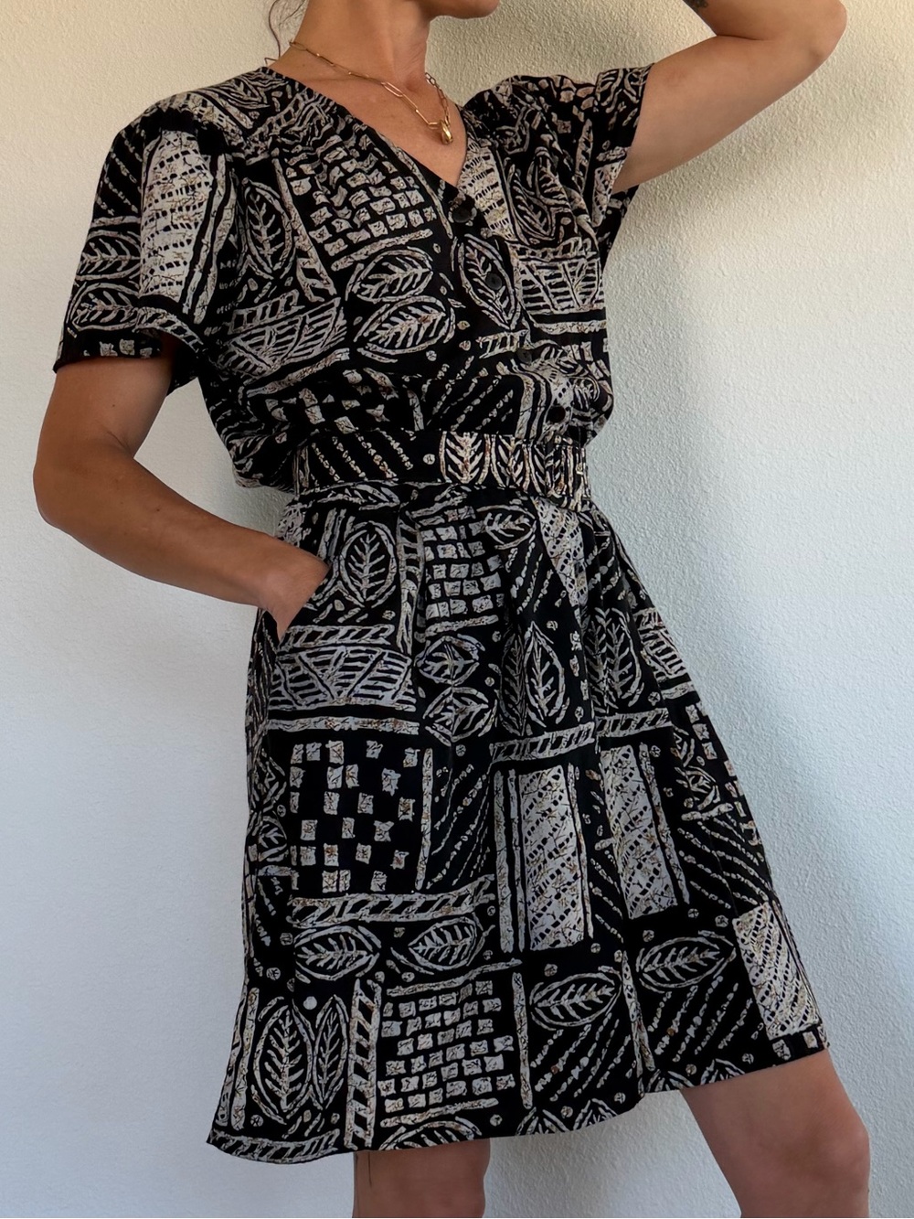 Vintage STUDIO Ease Women's Black & Cream Printed Jumpsuit w/belt